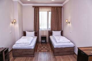 Отель Sofya Горис Двухместный номер Делюкс с 2 отдельными кроватями-1